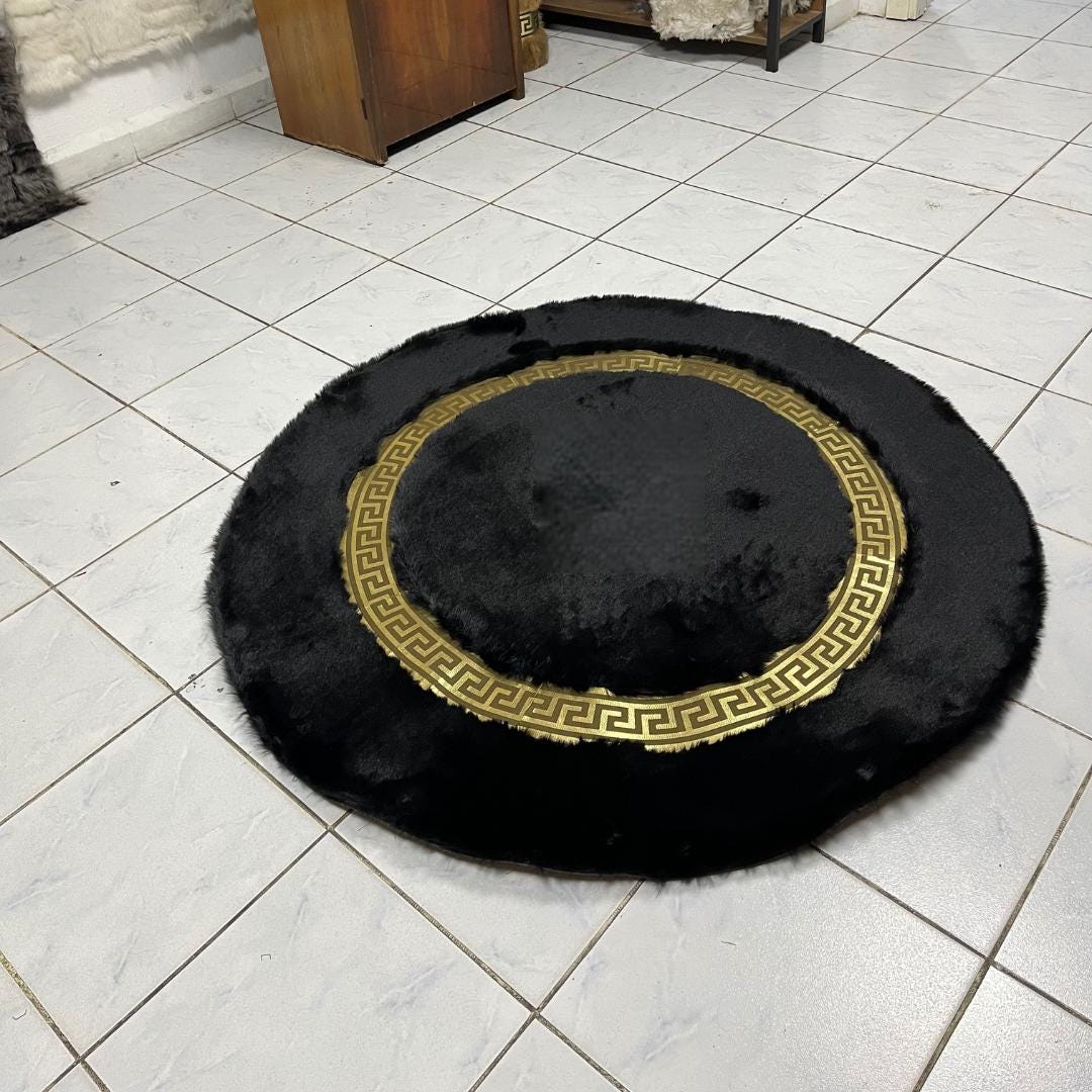 Black Faux Leather Round Rug: Handmade Shaggy Home Decor - BuzzLeatherCarpetBlack Faux Leather Round Rug: Handmade Shaggy Home Decor
