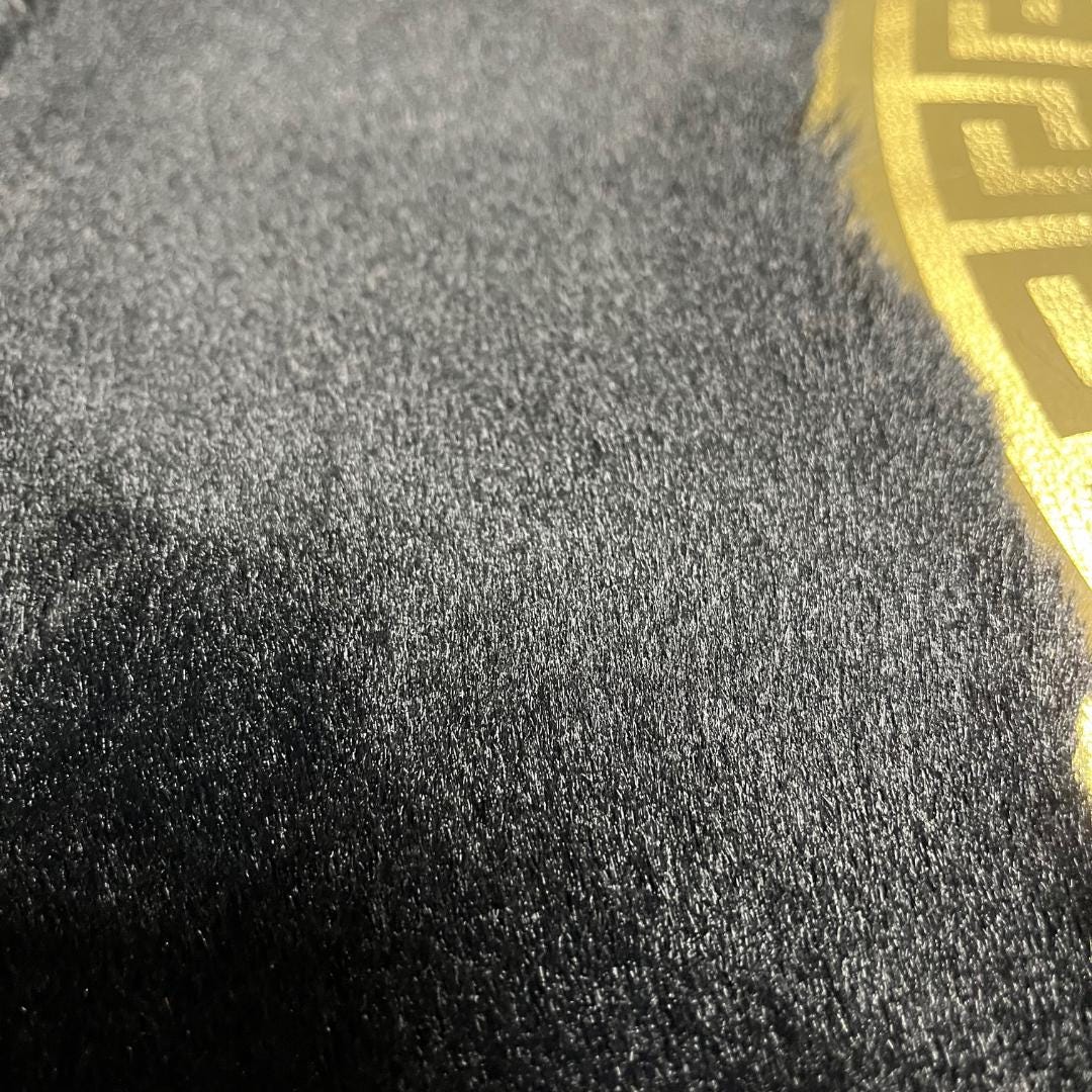 Black Faux Leather Round Rug: Handmade Shaggy Home Decor - BuzzLeatherCarpetBlack Faux Leather Round Rug: Handmade Shaggy Home Decor