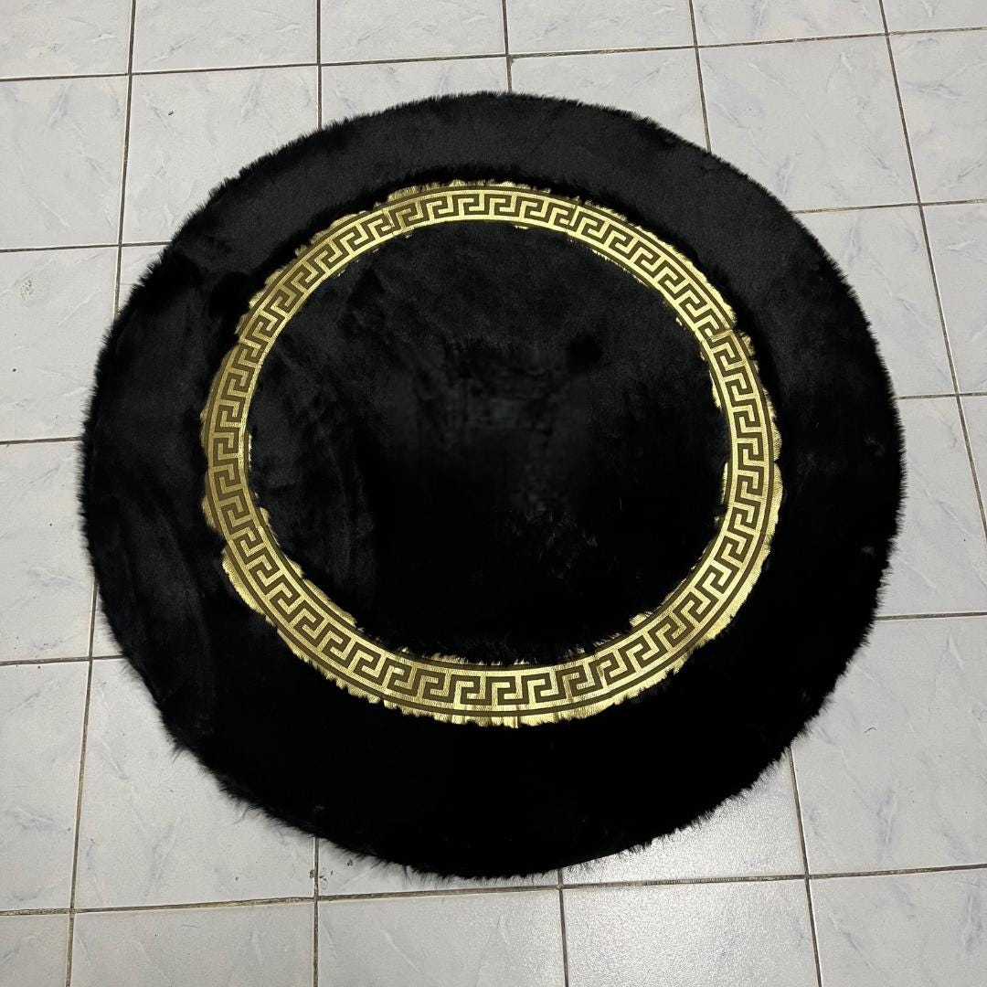 Black Faux Leather Round Rug: Handmade Shaggy Home Decor - BuzzLeatherCarpetBlack Faux Leather Round Rug: Handmade Shaggy Home Decor