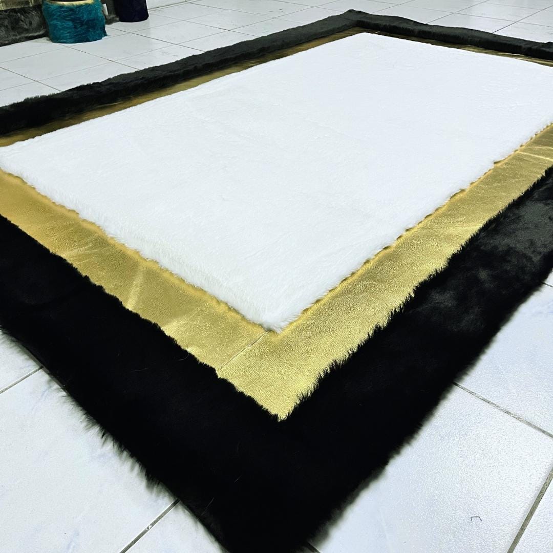 Black Shaggy Faux Fur Rug: Luxury Plush Area Rug - BuzzLeatherCarpetBlack Shaggy Faux Fur Rug: Luxury Plush Area Rug