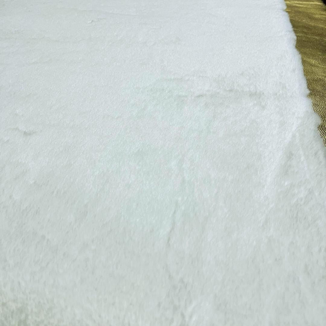 Black Shaggy Faux Fur Rug: Luxury Plush Area Rug - BuzzLeatherCarpetBlack Shaggy Faux Fur Rug: Luxury Plush Area Rug