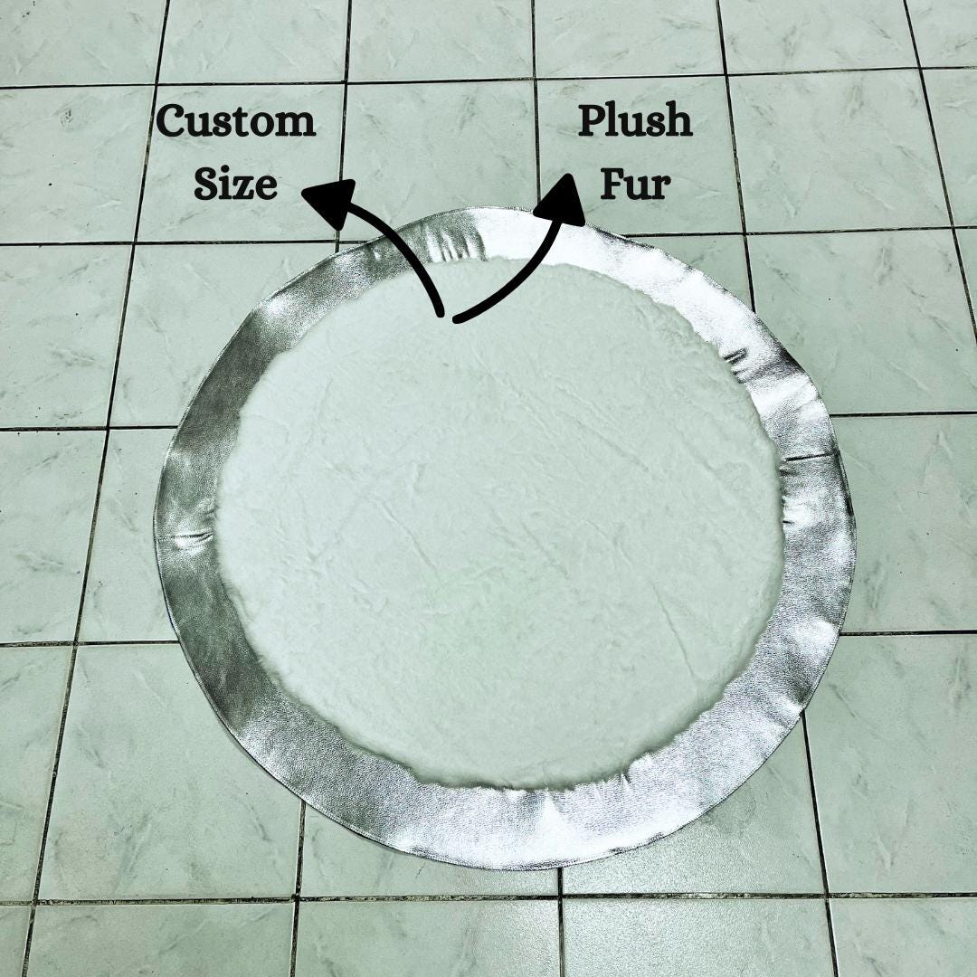 Handcrafted White Plush Faux Fur Rug: Modern Silver Accent Rug - BuzzLeatherCarpetHandcrafted White Plush Faux Fur Rug: Modern Silver Accent Rug