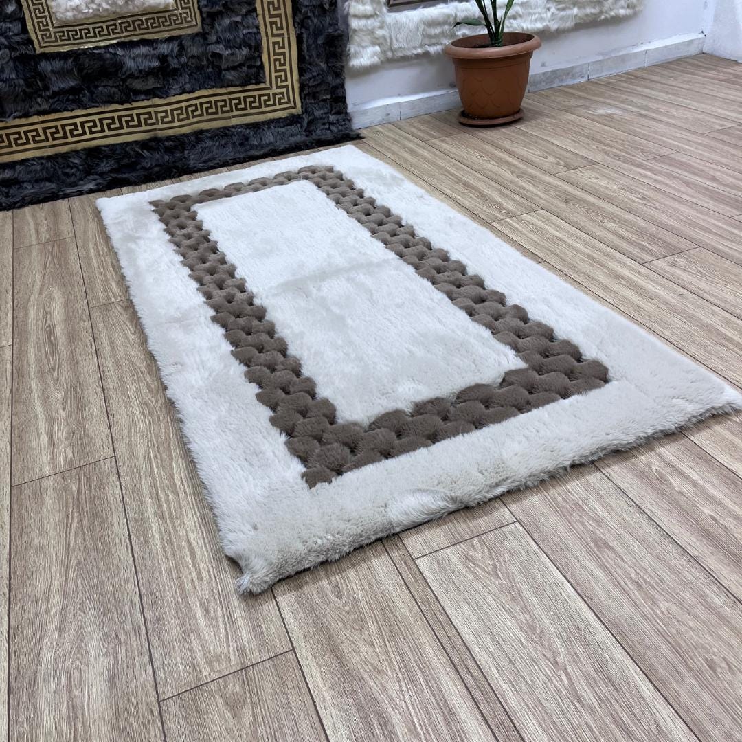 Handmade Beige Faux Leather Shag Rug - BuzzLeatherCarpetHandmade Beige Faux Leather Shag Rug