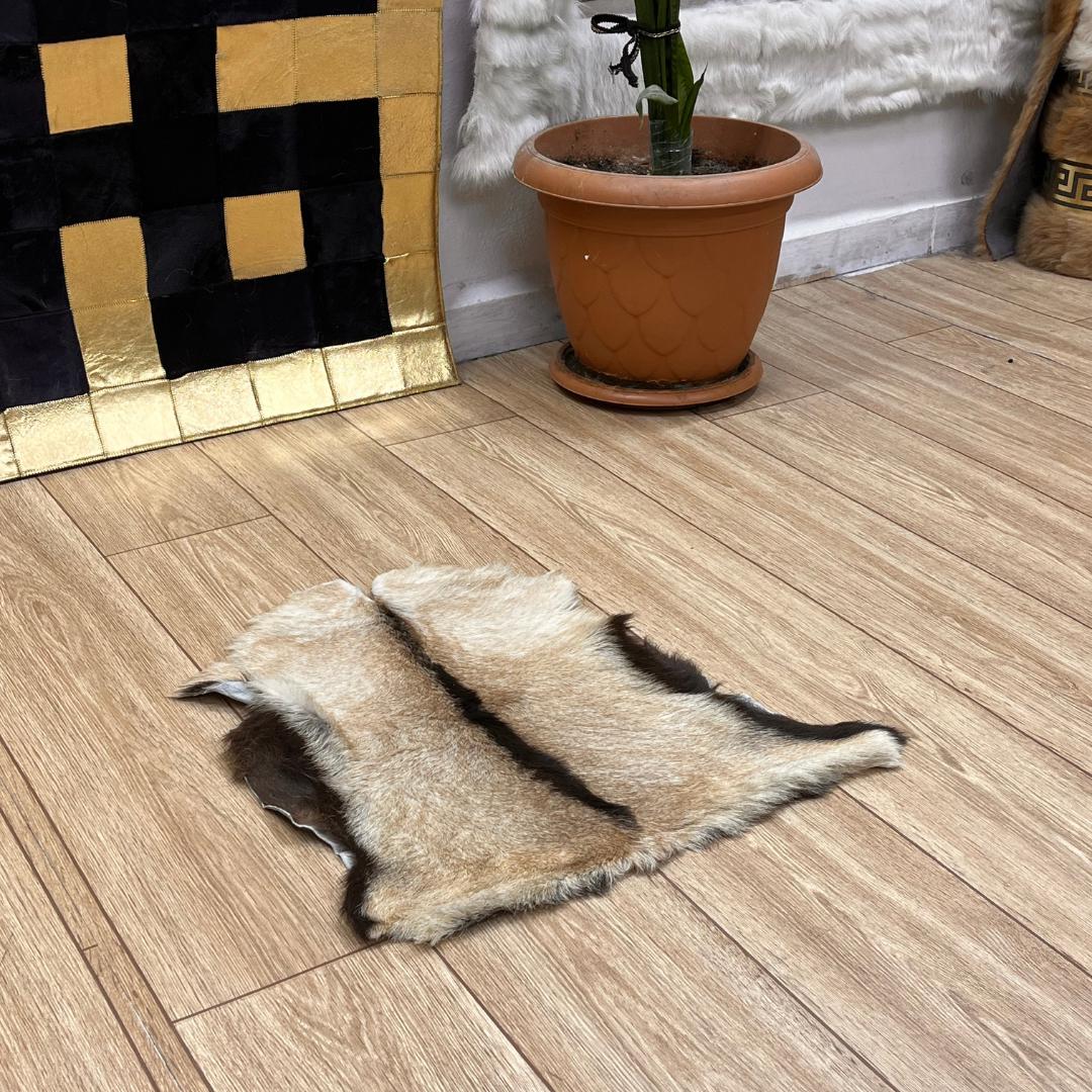 Handmade Brown Goatskin Rug: Scandinavian Minimalist Home Decor (41x52 cm / 16x20 inches) - BuzzLeatherCarpetHandmade Brown Goatskin Rug: Scandinavian Minimalist Home Decor (41x52 cm / 16x20 inches)