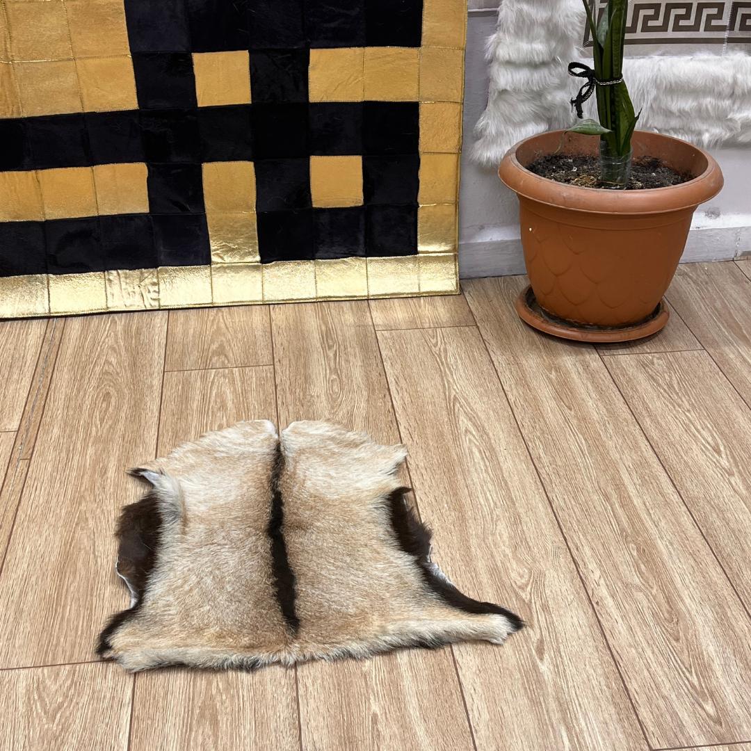 Handmade Brown Goatskin Rug: Scandinavian Minimalist Home Decor (41x52 cm / 16x20 inches) - BuzzLeatherCarpetHandmade Brown Goatskin Rug: Scandinavian Minimalist Home Decor (41x52 cm / 16x20 inches)