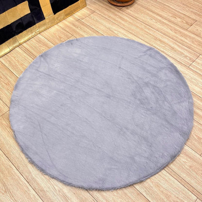 Handmade Gray Plush Faux Leather Round Rug - 4&39; Diameter - BuzzLeatherCarpetHandmade Gray Plush Faux Leather Round Rug - 4&39; Diameter