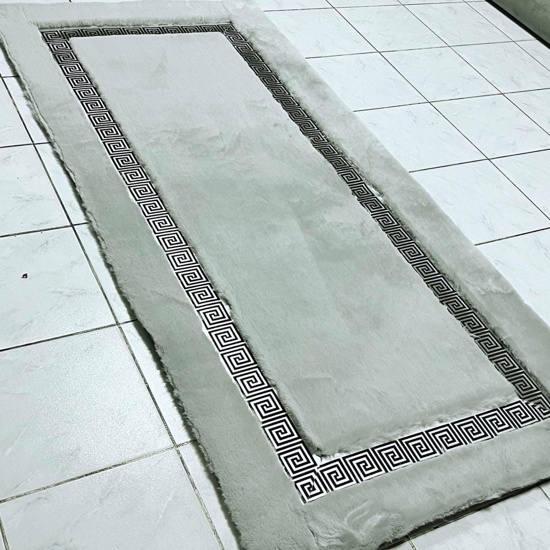 Handmade Gray - Silver Faux Fur Rug: Plush Shaggy Area Rug - BuzzLeatherCarpetHandmade Gray - Silver Faux Fur Rug: Plush Shaggy Area Rug