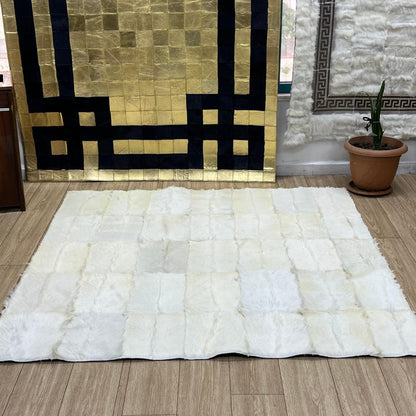 Handmade Patchwork Goatskin Rug: Soft, Plush Texture - BuzzLeatherCarpetHandmade Patchwork Goatskin Rug: Soft, Plush Texture