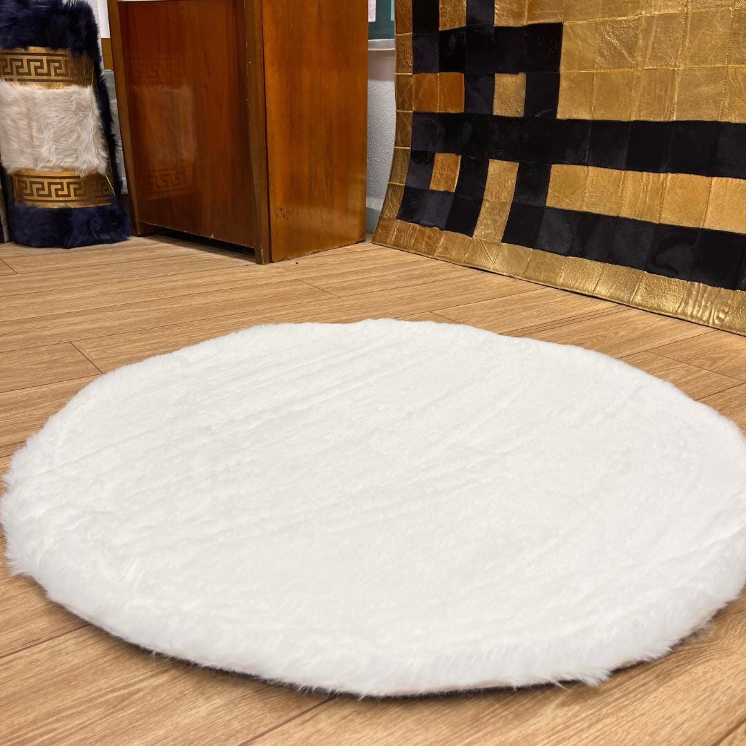 Handmade White Plush Faux Leather Rug - BuzzLeatherCarpetHandmade White Plush Faux Leather Rug