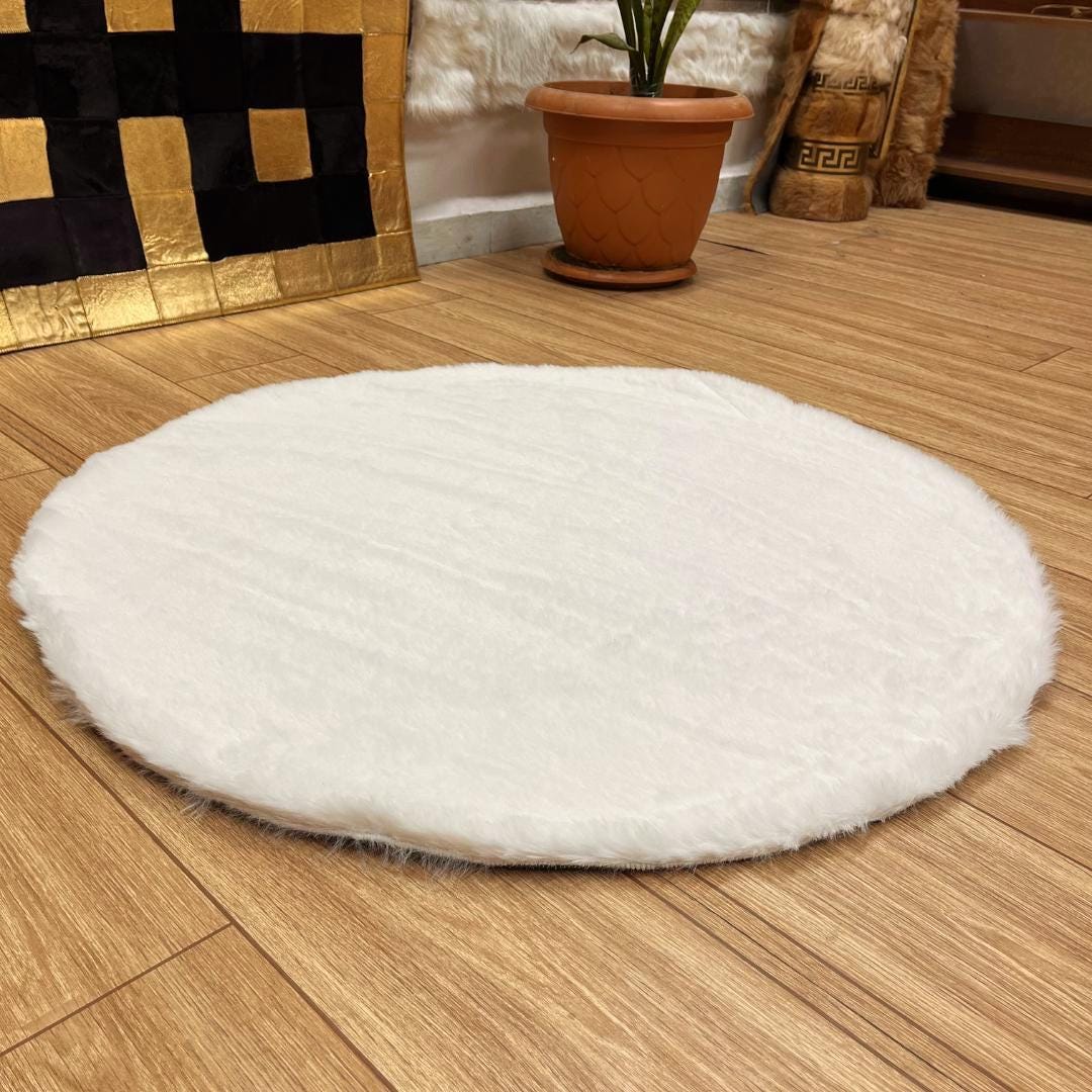 Handmade White Plush Faux Leather Rug - BuzzLeatherCarpetHandmade White Plush Faux Leather Rug