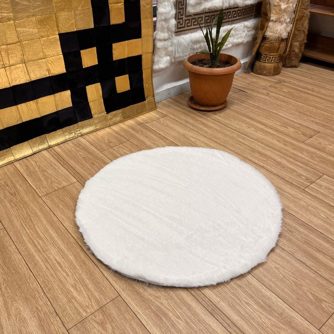 Handmade White Plush Faux Leather Rug - BuzzLeatherCarpetHandmade White Plush Faux Leather Rug