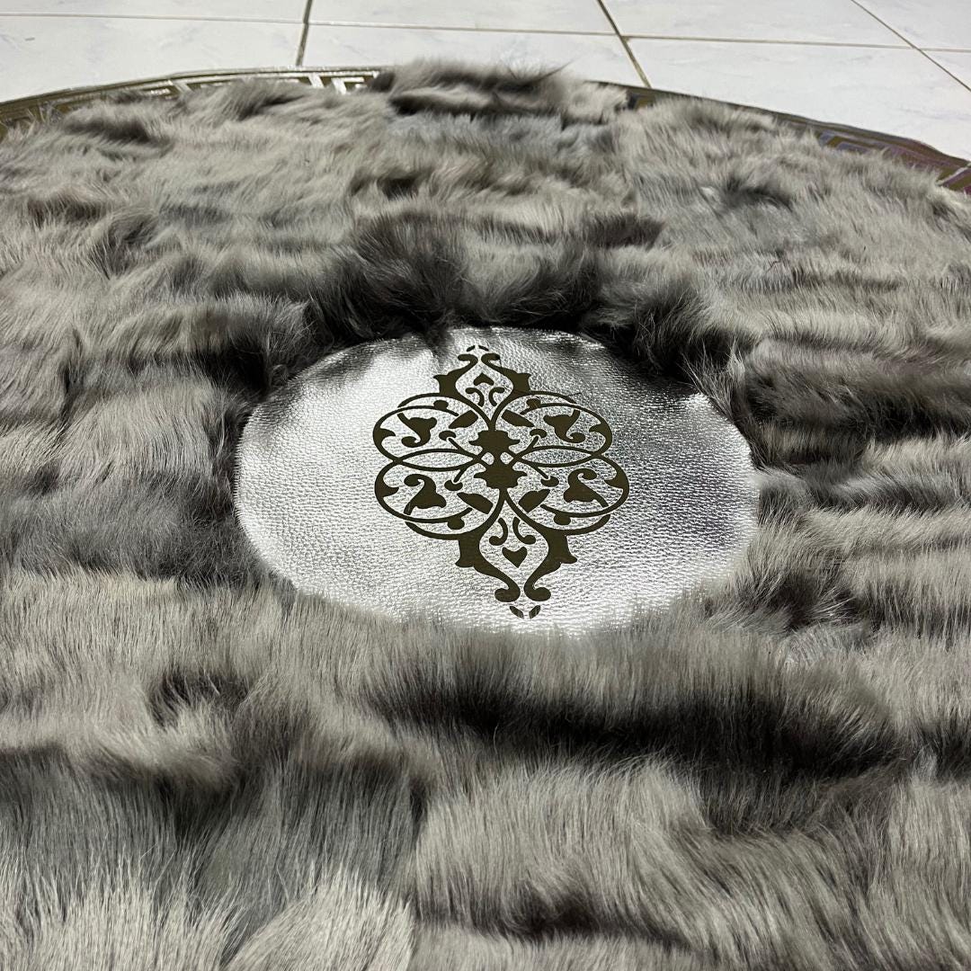 Round Gray Large Sheepskin Rug - Handmade Area Rug - Round Patchwork Rug - Giant Sheepskin Rug for Living Room - Leather Rug - New Home Gift