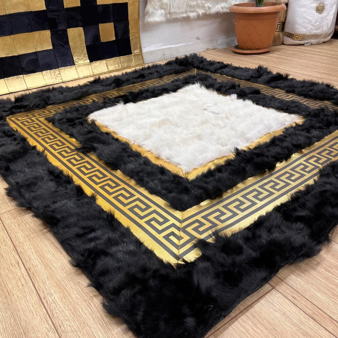Natural Black - White Sheepskin Fur Rug - BuzzLeatherCarpetNatural Black - White Sheepskin Fur Rug