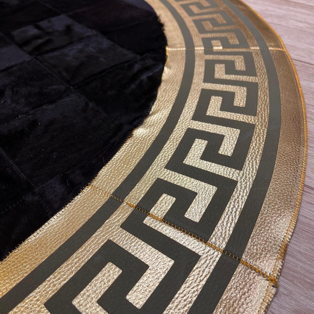 Round Black Cowhide Patchwork Rug - BuzzLeatherCarpetRound Black Cowhide Patchwork Rug